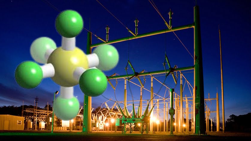 Técnico de INCALMED en mantenimiento de equipos de gas SF6